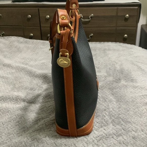 Vintage Dooney And Bourke Hobo Back - Picture 4 of 7